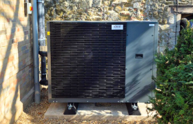 Ecomod 290 Ht Heat Pump Provides Reduction In Heating System Carbon Emissions Achieved For Grade 1 Listed Building 1